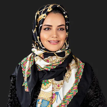 سارا فرخنده