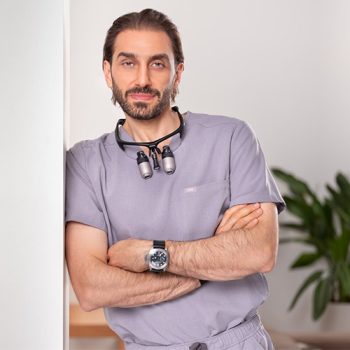 دکتر نوید شریف‌زاده